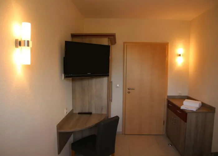 Zum Goldenen Bullen Hotel *